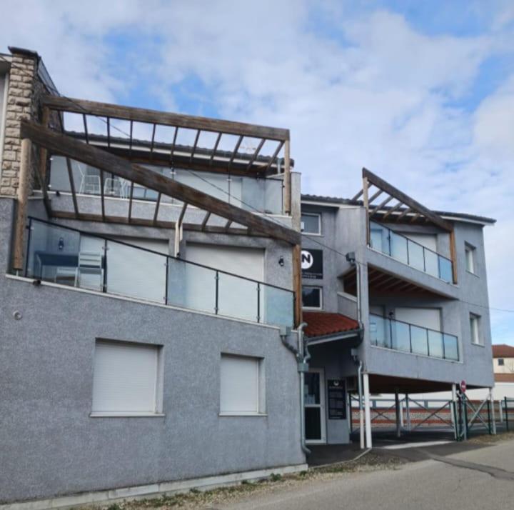 Cotinga Hotel Villars-les-Dombes Buitenkant foto